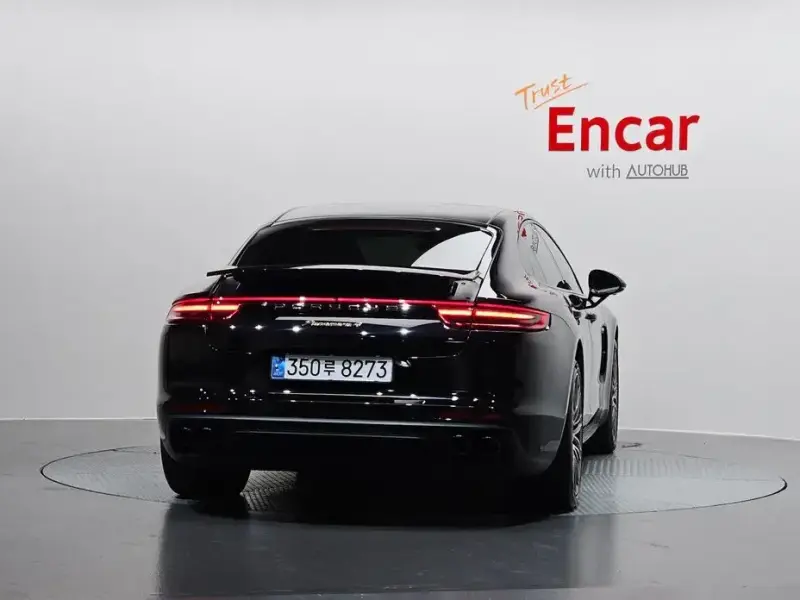 2020 Porsche Panamera с пробегом 56 836 км