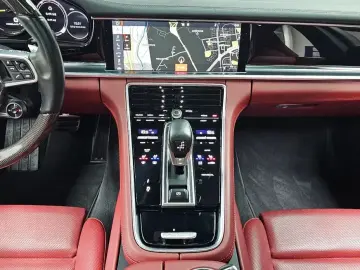 2020 Porsche Panamera с пробегом 56 836 км