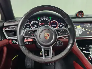 2020 Porsche Panamera с пробегом 14 651 км