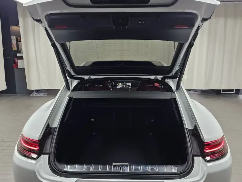 2020 Porsche Panamera с пробегом 14 651 км