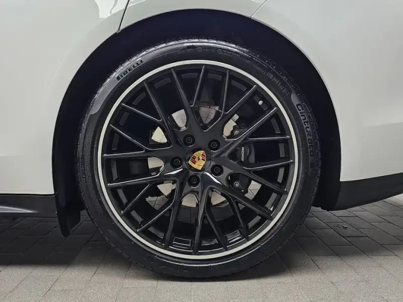 2020 Porsche Panamera с пробегом 14 651 км