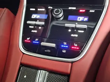 2020 Porsche Panamera с пробегом 14 651 км