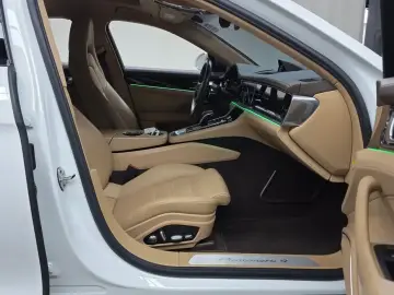 2018 Porsche Panamera с пробегом 59 589 км