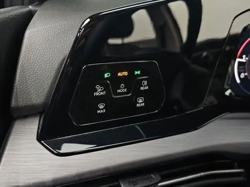 2022 Volkswagen Golf с пробегом 61 310 км