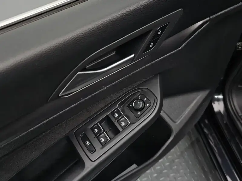 2022 Volkswagen Golf с пробегом 61 310 км