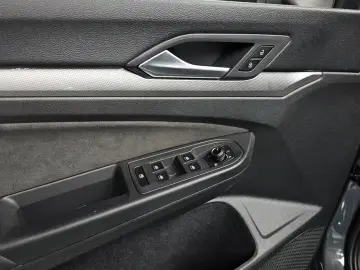 2025 Volkswagen Golf с пробегом 14 949 км