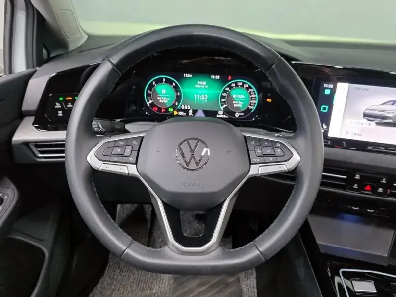 2024 Volkswagen Golf с пробегом 46 003 км