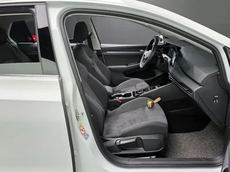 2024 Volkswagen Golf с пробегом 46 003 км
