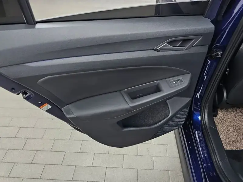 2024 Volkswagen Golf с пробегом 1 103 км