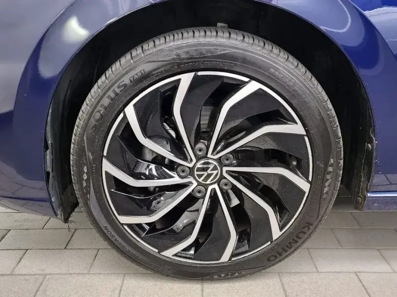 2022 Volkswagen Golf с пробегом 44 993 км