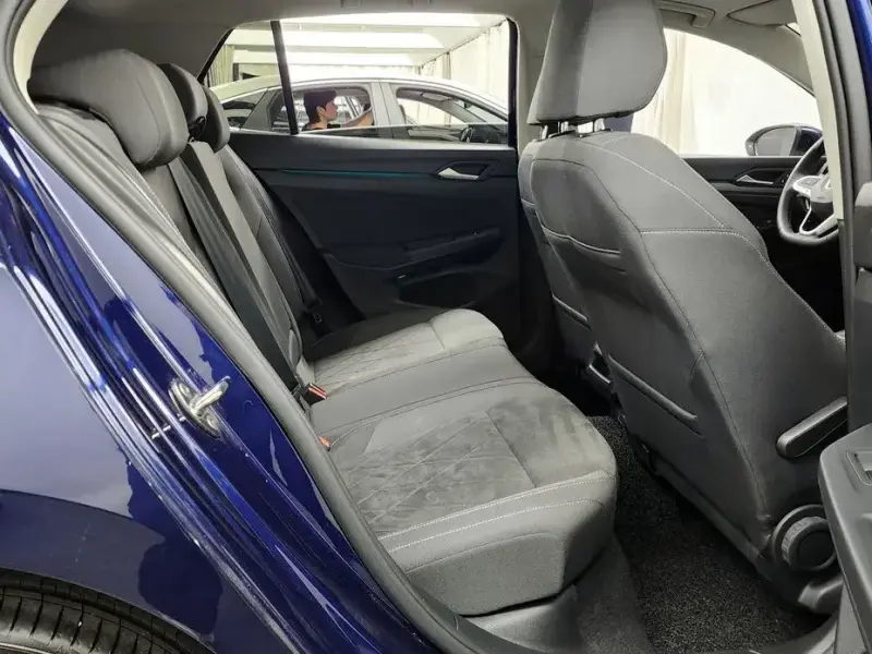 2022 Volkswagen Golf с пробегом 44 993 км