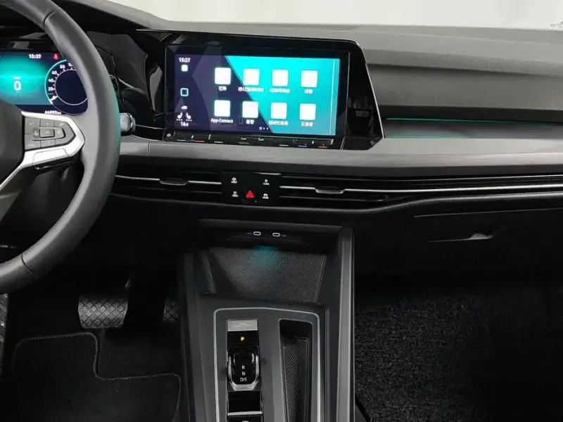 2022 Volkswagen Golf с пробегом 44 993 км