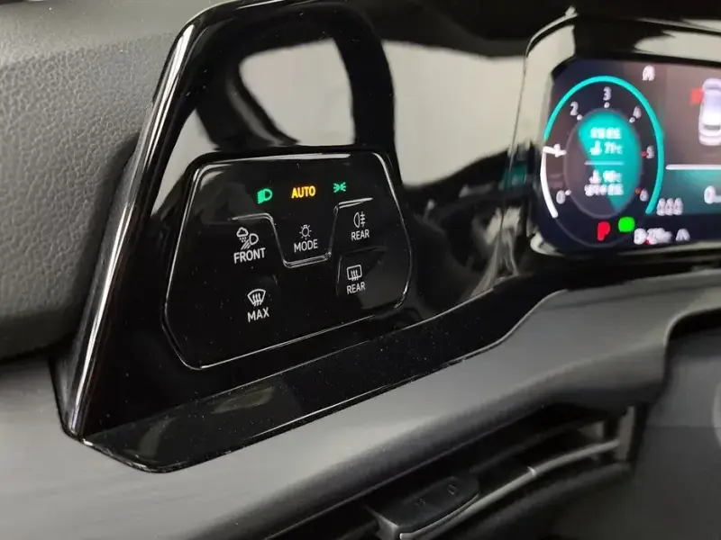 2022 Volkswagen Golf с пробегом 44 993 км