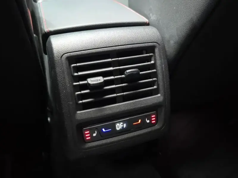 2023 Volkswagen Golf с пробегом 19 673 км