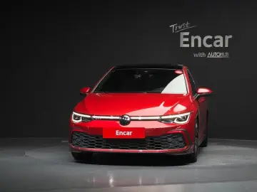 2024 Volkswagen Golf с пробегом 24 781 км