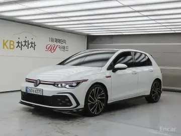2024 Volkswagen Golf с пробегом 17 500 км