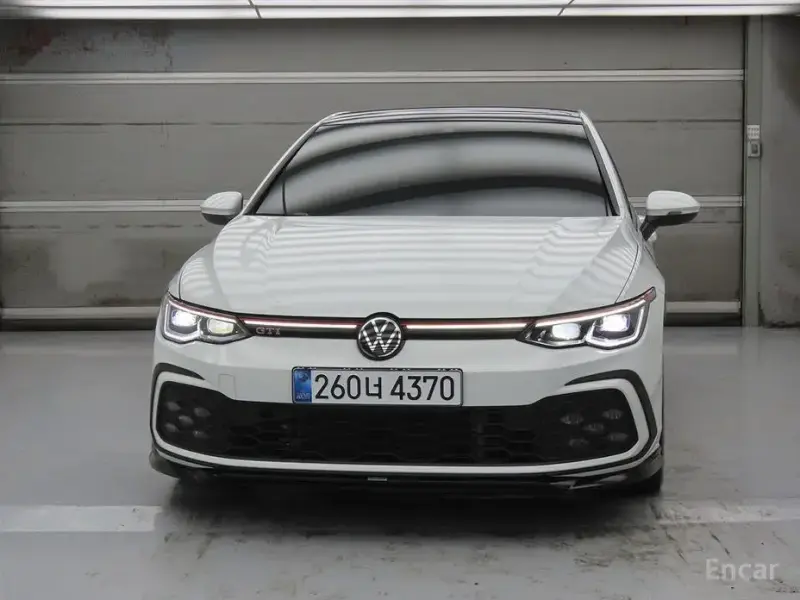 2024 Volkswagen Golf с пробегом 17 500 км
