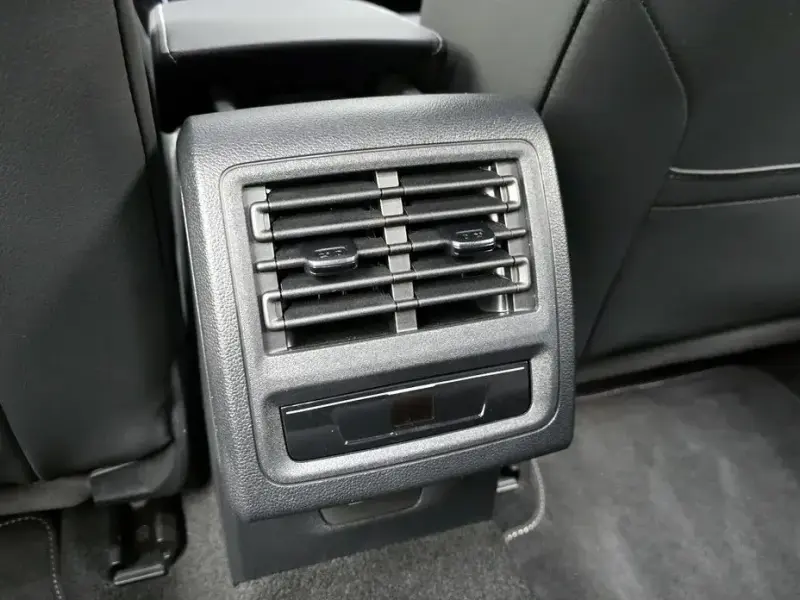 2025 Volkswagen Golf с пробегом 12 799 км