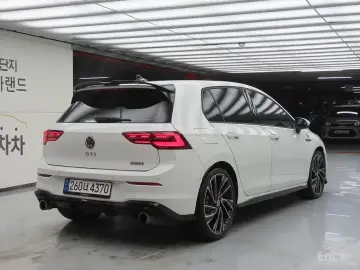 2024 Volkswagen Golf с пробегом 17 500 км
