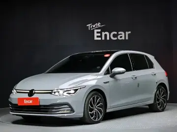 2023 Volkswagen Golf с пробегом 44 375 км