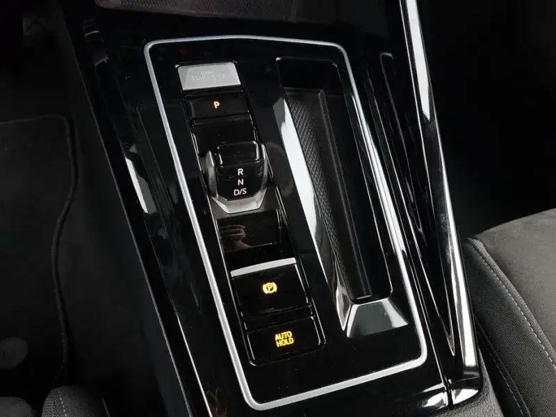 2023 Volkswagen Golf с пробегом 44 375 км