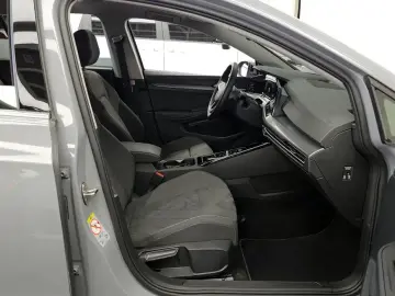 2023 Volkswagen Golf с пробегом 44 375 км