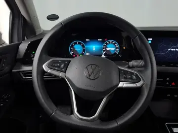 2023 Volkswagen Golf с пробегом 44 375 км
