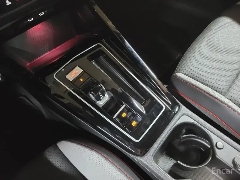 2023 Volkswagen Golf с пробегом 2 100 км
