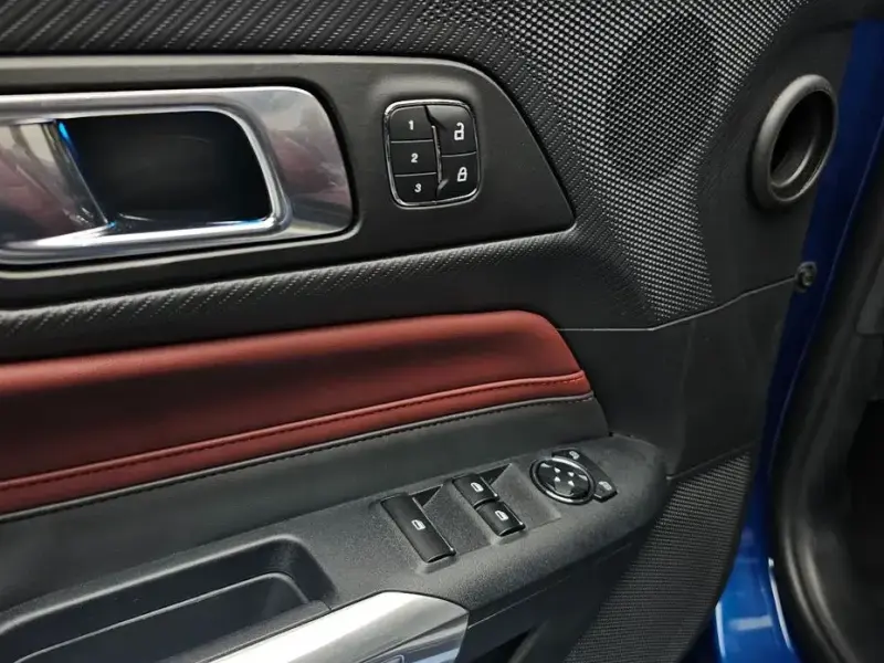 2024 Ford Mustang с пробегом 25 121 км