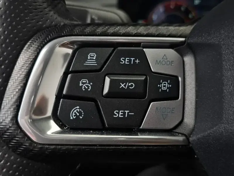 2024 Ford Mustang с пробегом 25 121 км