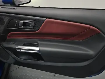 2024 Ford Mustang с пробегом 25 121 км