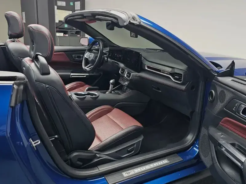 2024 Ford Mustang с пробегом 25 121 км