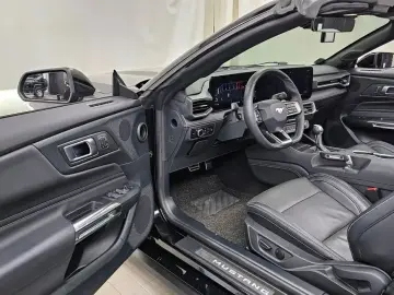 2024 Ford Mustang с пробегом 9 584 км