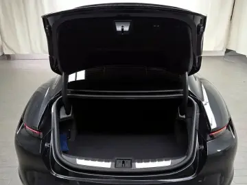 2021 Porsche Taycan с пробегом 26 960 км