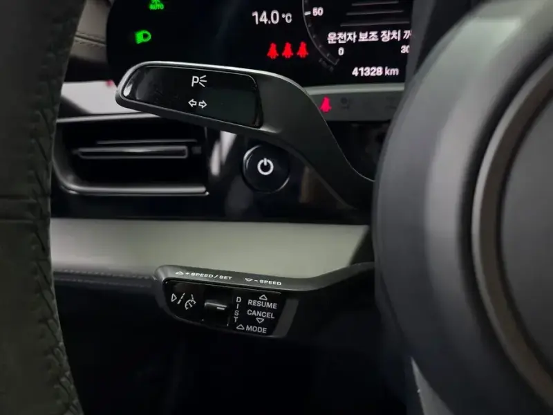 2021 Porsche Taycan с пробегом 41 328 км