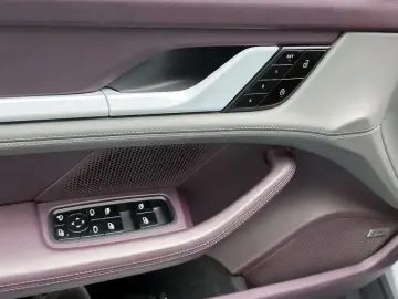 2021 Porsche Taycan с пробегом 41 328 км