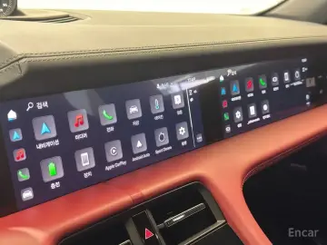 2023 Porsche Taycan с пробегом 30 836 км
