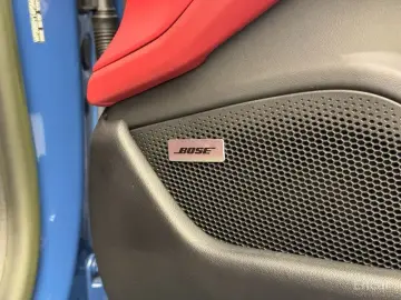 2023 Porsche Taycan с пробегом 30 836 км