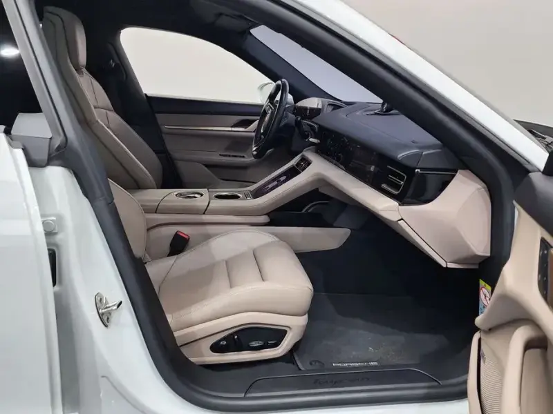 2021 Porsche Taycan с пробегом 40 572 км