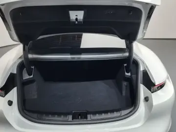 2021 Porsche Taycan с пробегом 40 572 км