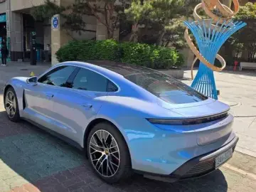 2021 Porsche Taycan с пробегом 39 100 км