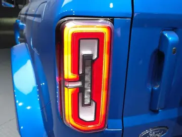 2022 Ford Bronco с пробегом 45 804 км