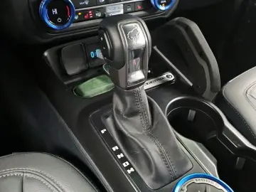 2024 Ford Bronco с пробегом 25 302 км