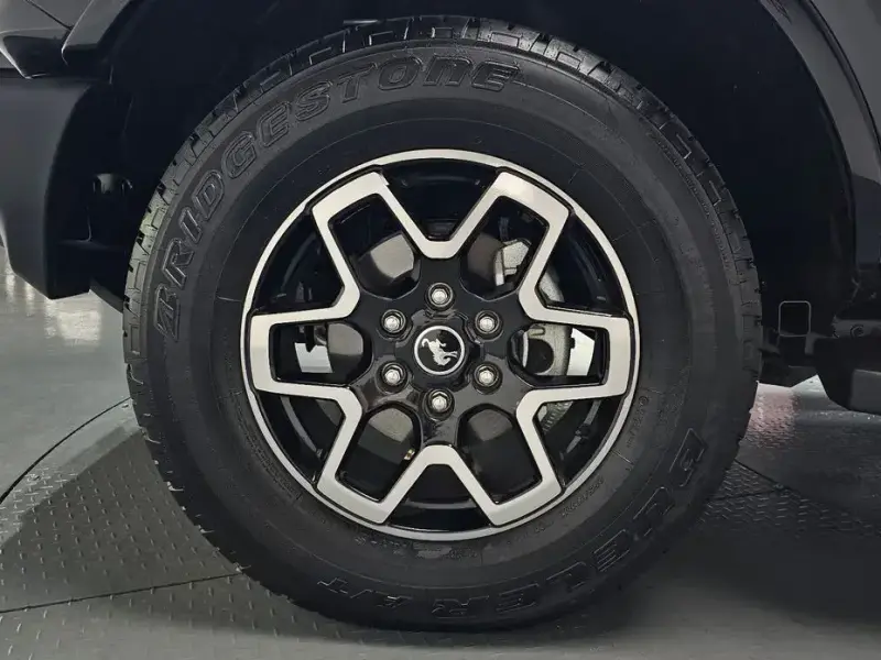 2023 Ford Bronco с пробегом 2 951 км