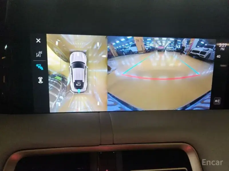 2025 Porsche Taycan с пробегом 950 км