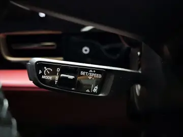 2024 Porsche Taycan с пробегом 29 800 км