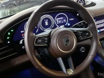 2024 Porsche Taycan с пробегом 9 100 км