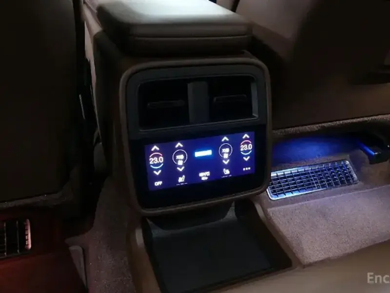 2024 Porsche Taycan с пробегом 9 100 км