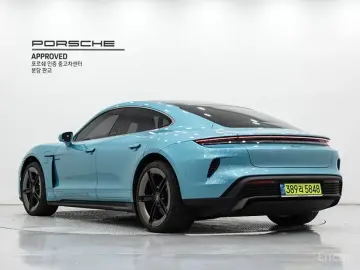 2025 Porsche Taycan с пробегом 1 160 км