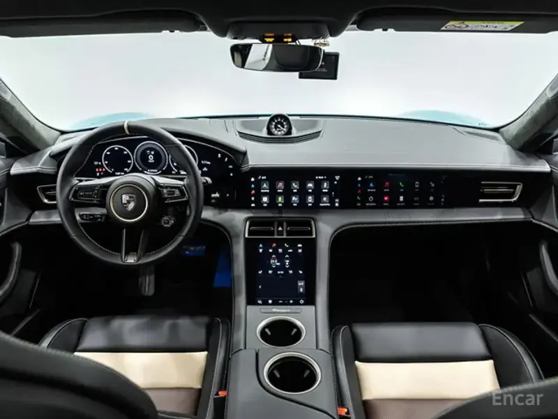 2025 Porsche Taycan с пробегом 1 160 км